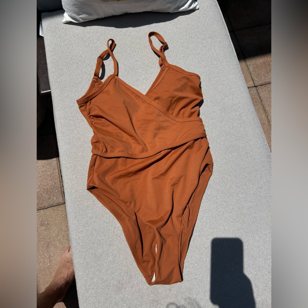 Andie onepiece swimsuit S-NWT